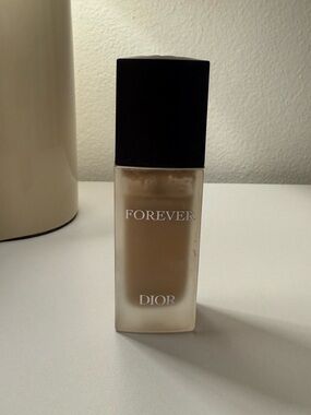 Dior Forever Liquid Foundation - Shade 2N